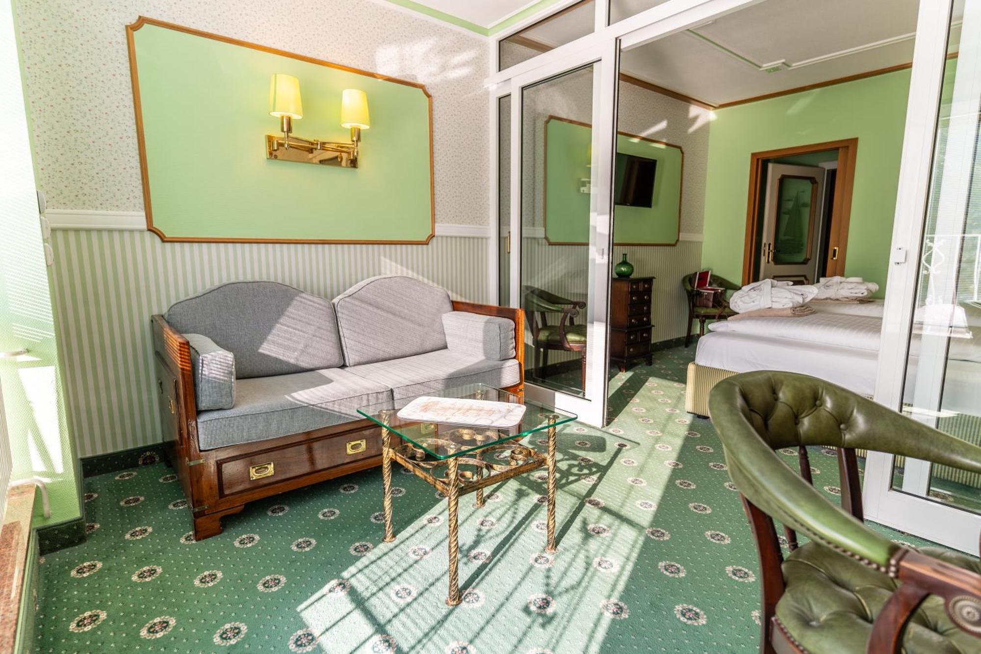 Hotel Strandperle 5*